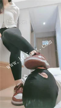 uk0bffrcmup.jpg