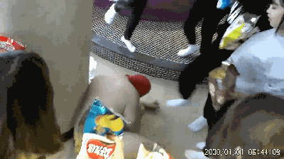 x2bfx22c4dv.gif