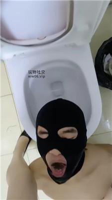 uattw4coprz.jpg