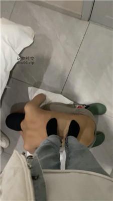 f2bamxzxo14.jpg