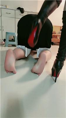 bxsx4nahqay.jpg