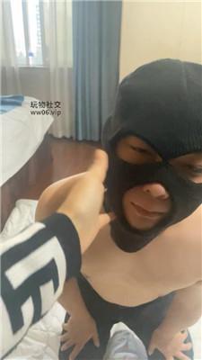 zwygw2rb42d.jpg