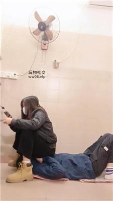 vyfuwhi3zpx.jpg