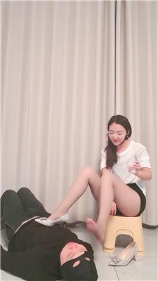 pyv35q2hcw2.jpg