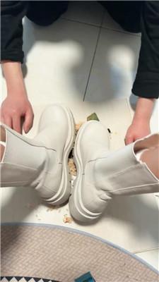 y32qbmsu5sl.jpg