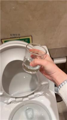 gu5tzajsm22.jpg