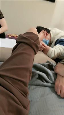 3n2yzaaszm1.jpg