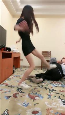 01dfhytydmj.jpg
