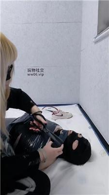 tkb3j5khxbx.jpg
