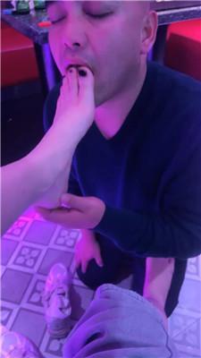 gpkhutxqskq.jpg