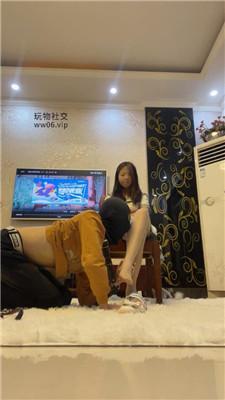 3xgxqr5gw41.jpg