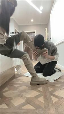 2la2xjey552.jpg