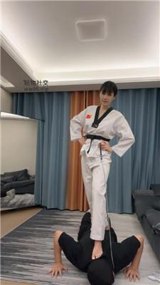 q1sty1yuzxn.jpg
