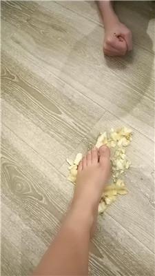 nlhhglxrfz1.jpg