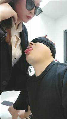 ueerrn0gddt.jpg