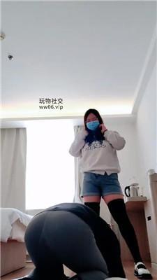 kn0yogy03d1.jpg