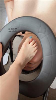 a5bwl23eozf.jpg