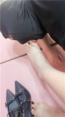 wkxqlezel0u.jpg