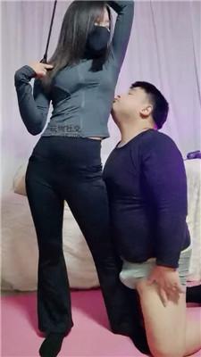 3qi05ochfrw.jpg