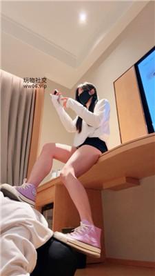 50z1pj24fcw.jpg