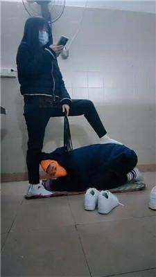 bavzjhs4asb.jpg