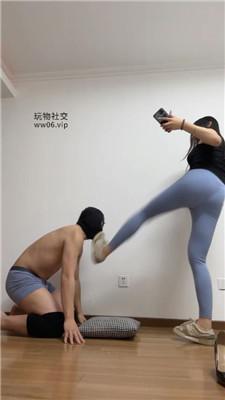 pwccmk5xvcw.jpg