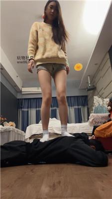 ebsgsvxro0g.jpg