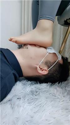 2pmtl21ockm.jpg