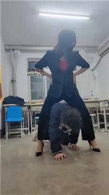 aczu345fhih.jpg