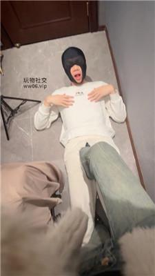 w1mxs1bdgen.jpg