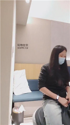 hkgsbrq15dt.jpg