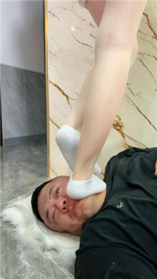 c1pevtvzbdp.jpg