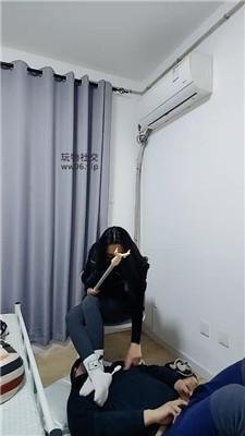 njst0aizexh.jpg