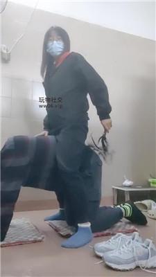 4xqsfsnfmt2.jpg