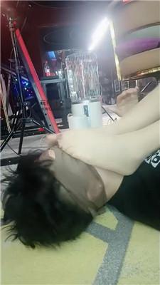 nqlke2w5cko.jpg