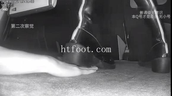 101750zy477y4j12alfryx.jpg