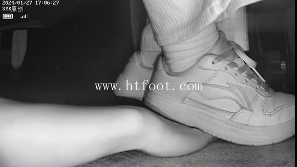 072152l94y94fk2r8yfby3.jpg