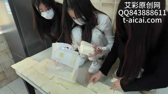 084707uqqip0qz88uxb388.jpg