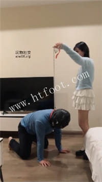 222107v76277aqhhuajqrs.jpg
