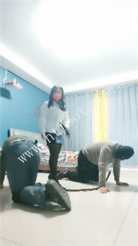 000931voy878qo78z5mouo.jpg