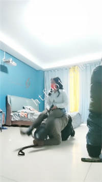 000933sq8aiqumij80jia0.jpg
