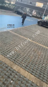 071843zwc3uiw3gv3accc1.jpg