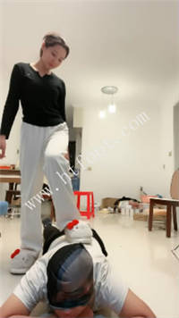 071959frz9hklphowf4wko.jpg
