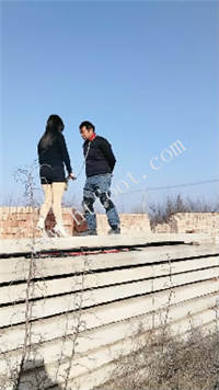 054529fu9is0z1q6zaa5e9.jpg