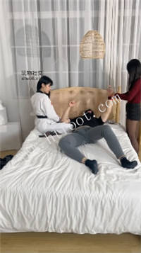 101658c381naakt66ry2ea.jpg