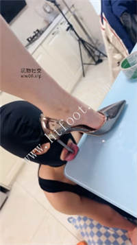 122652hfheetkzxztt8pop.jpg