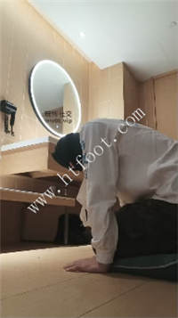 122918djr298tecbvtbycc.jpg
