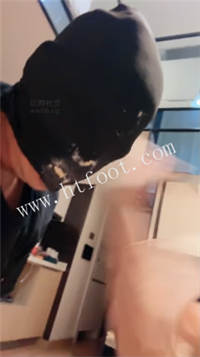 144045t01nf70u7ienechh.jpg