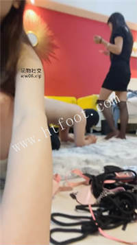 140650bn1oqx3sw1hbc779.jpg
