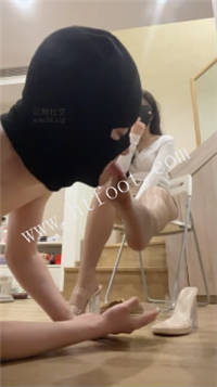 012954t51l05qttvtttpbl.jpg